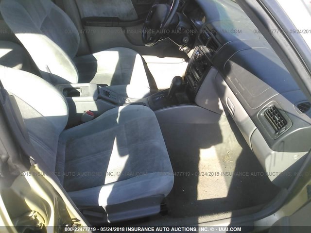 JF1SF65521H748675 - 2001 SUBARU FORESTER S 金色 照片 5