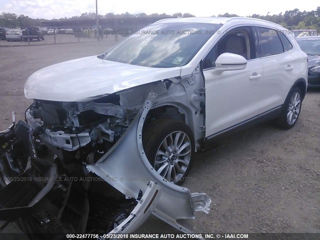 5LMCJ3C94HUL20523 - 2017 LINCOLN MKC RESERVE 白色 照片 2
