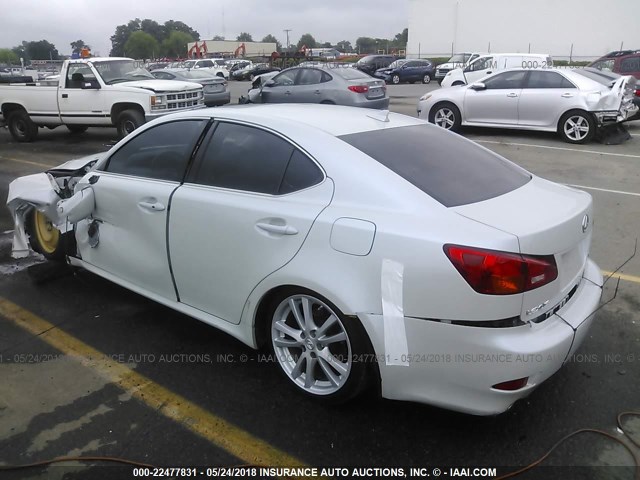 JTHBK262472033121 - 2007 LEXUS IS 250 WHITE photo 3