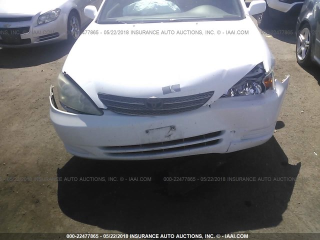 4T1BF30K92U016781 - 2002 TOYOTA CAMRY LE/XLE/SE 白色 照片 6