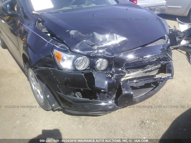 1G1JA5SH2F4141941 - 2015 CHEVROLET SONIC LS 黑色 照片 6