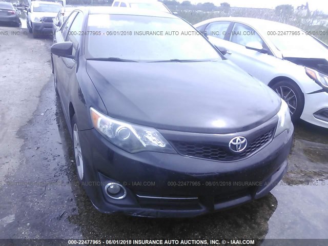4T1BF1FK0DU725159 - 2013 TOYOTA CAMRY L/SE/LE/XLE 黑色 照片 6