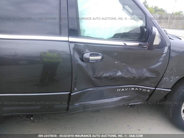 5LMJJ2JT8GEL10361 - 2016 LINCOLN NAVIGATOR SELECT GRAY photo 6