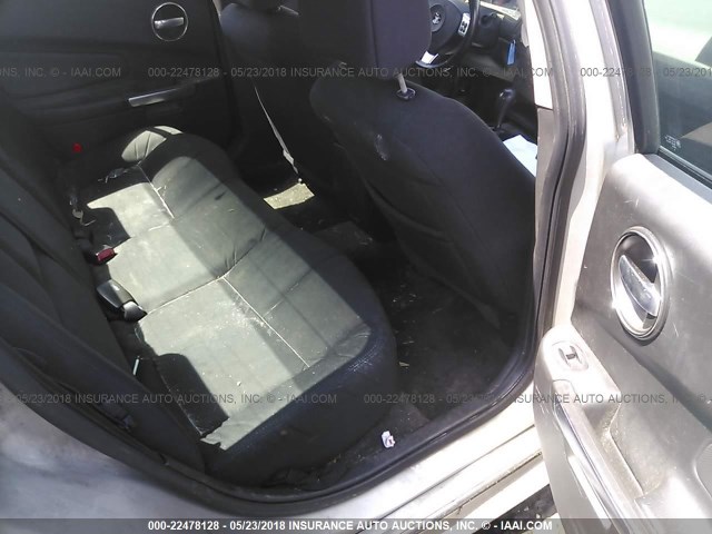 2G2WP552971153508 - 2007 PONTIAC GRAND PRIX SILVER photo 8