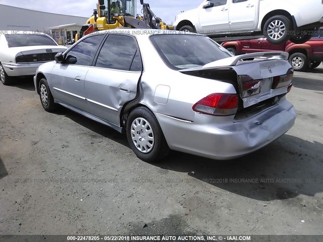 1HGCF86662A066640 - 2002 HONDA ACCORD VALUE SILVER photo 3