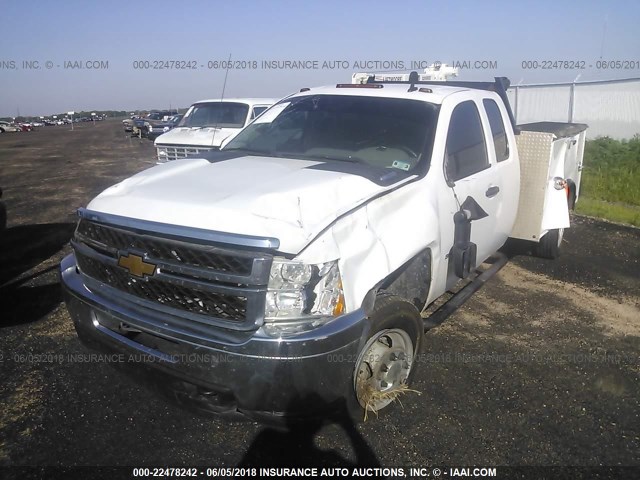 1GC5KZC80DZ134434 - 2013 CHEVROLET SILVERADO K3500 WHITE photo 2