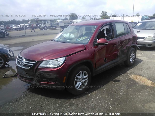 WVGBV7AX3BW001248 - 2011 VOLKSWAGEN TIGUAN S/SE/SEL RED photo 2