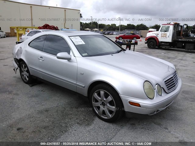 WDBLJ65G7WF025002 - 1998 MERCEDES-BENZ CLK 320 SILVER photo 1