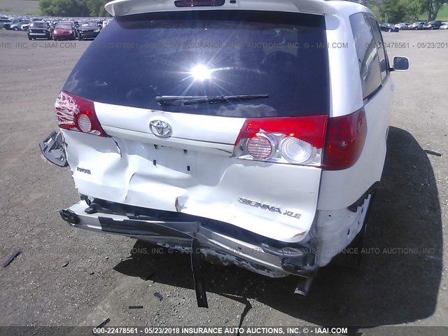 5TDZK22C98S141789 - 2008 TOYOTA SIENNA XLE/XLE LIMITED WHITE photo 6