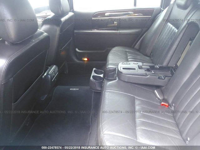 2LNBL8EV3AX620519 - 2010 LINCOLN TOWN CAR EXECUTIVE L BLACK photo 8