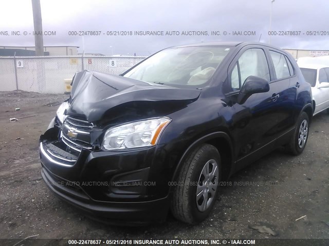 KL7CJKSB6GB606659 - 2016 CHEVROLET TRAX LS BLACK photo 2