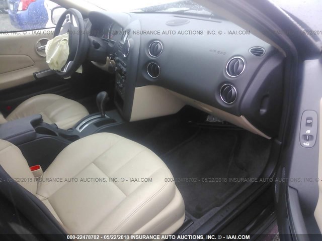 2G2WP552X81151932 - 2008 PONTIAC GRAND PRIX BROWN photo 5