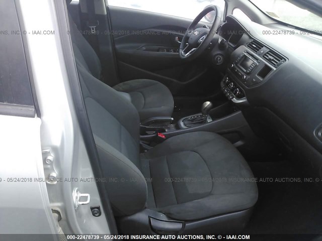 KNADN4A39D6242367 - 2013 KIA RIO EX/SX SILVER photo 5