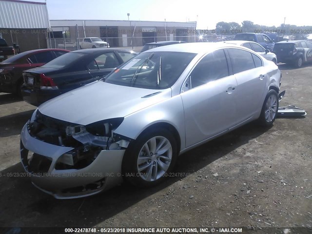 2G4GK5EX5G9149592 - 2016 BUICK REGAL SILVER photo 2