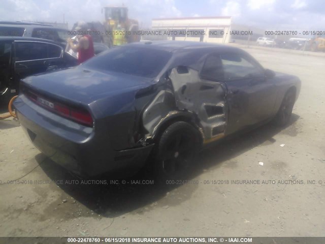 2C3CDYAG1EH293331 - 2014 DODGE CHALLENGER SXT GRAY photo 4