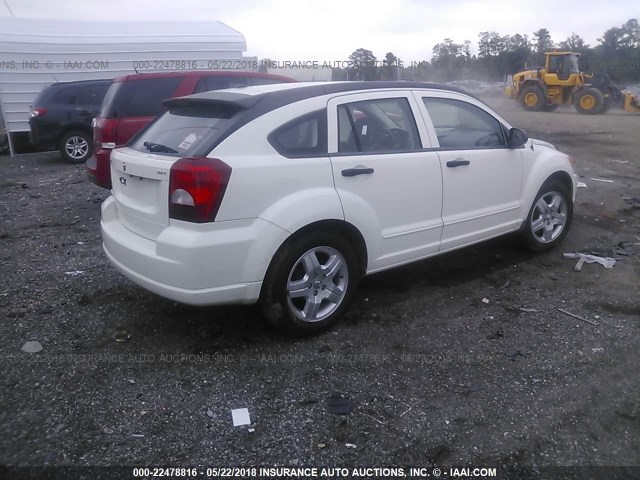 1B3HB48B78D746414 - 2008 DODGE CALIBER SXT WHITE photo 4