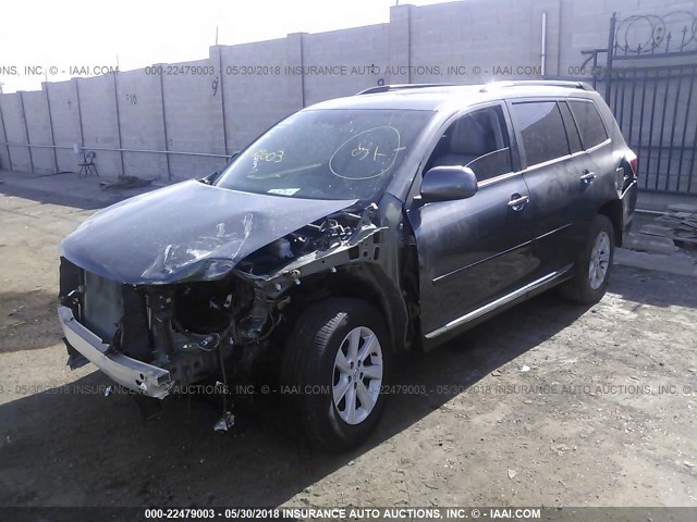 5TDZK3EH7DS127302 - 2013 TOYOTA HIGHLANDER PLUS/SE GRAY photo 2