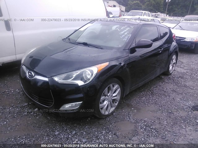 KMHTC6AD6DU093416 - 2013 HYUNDAI VELOSTER BLACK photo 2