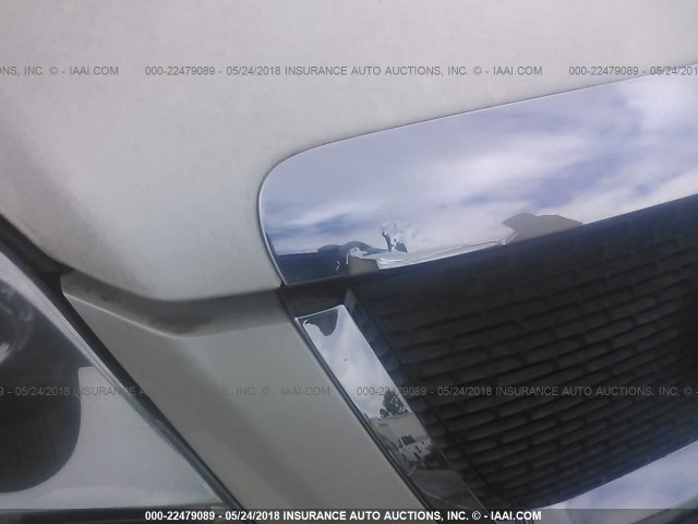 1GKLRMED4AJ180556 - 2010 GMC ACADIA SLT-1 Biały zdjęcie 6