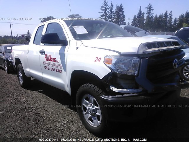 5TFUM5F19EX058349 - 2014 TOYOTA TUNDRA DOUBLE CAB SR/SR5 WHITE photo 1