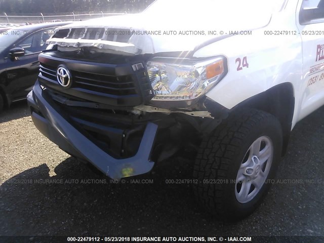 5TFUM5F19EX058349 - 2014 TOYOTA TUNDRA DOUBLE CAB SR/SR5 WHITE photo 6