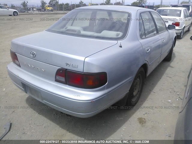 4T1BF12K5TU122762 - 1996 TOYOTA CAMRY LE/XLE/SE 银色 照片 4