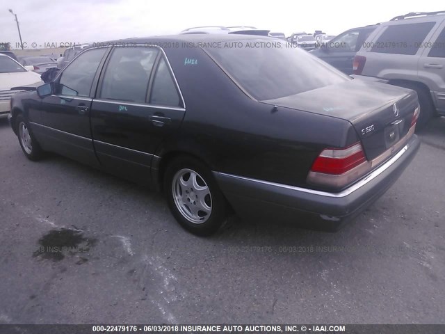 WDBGA33E2TA318879 - 1996 MERCEDES-BENZ S 320 BLACK photo 3