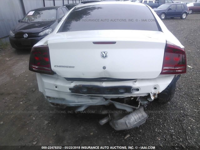 2B3KA43R66H380507 - 2006 DODGE CHARGER SE/SXT WHITE photo 6