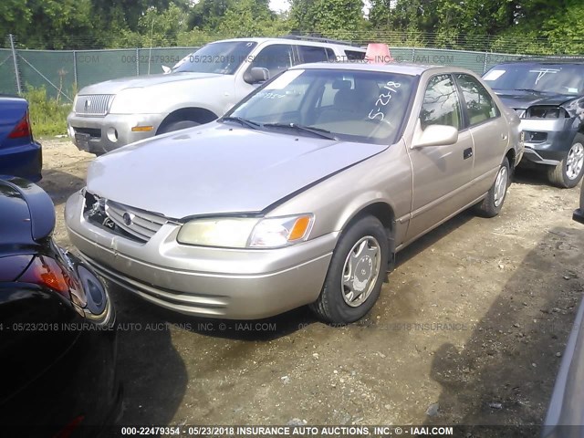 4T1BG22K0XU869582 - 1999 TOYOTA CAMRY CE/LE/XLE 金色 照片 2