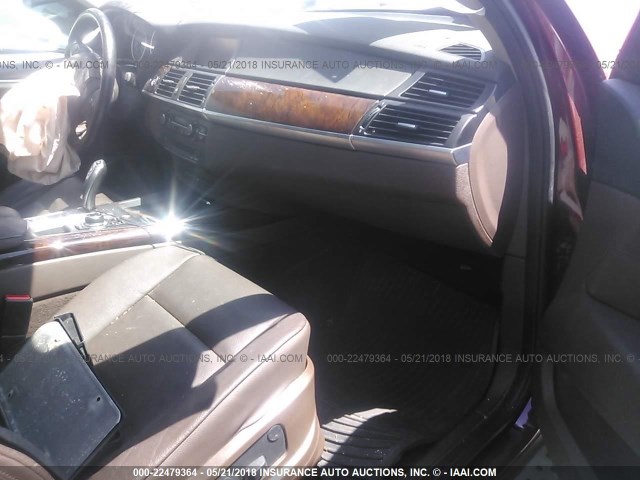 5UXZV4C5XCL754970 - 2012 BMW X5 XDRIVE35I RED photo 5