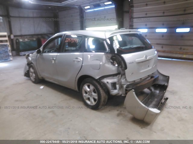 2T1KR32EX3C007041 - 2003 TOYOTA COROLLA MATRIX XR SILVER photo 3