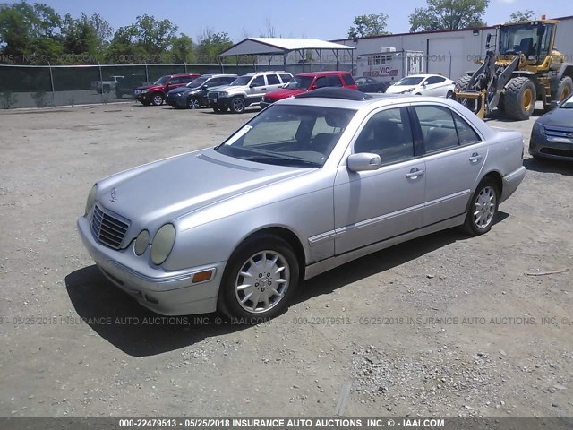 WDBJF82G4YX028316 - 2000 MERCEDES-BENZ E 320 4MATIC SILVER photo 2