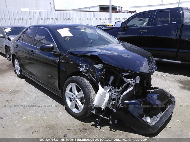 4T1BF1FK1EU787574 - 2014 TOYOTA CAMRY L/SE/LE/XLE 黑色 照片 1
