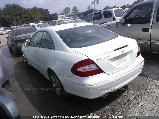 WDBTJ56H48F236906 - 2008 MERCEDES-BENZ CLK 350 WHITE photo 3