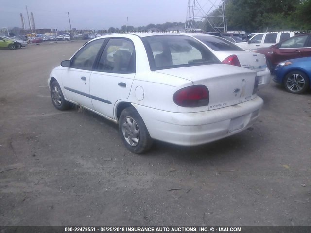 2C1MR522XW6707185 - 1998 CHEVROLET METRO LSI WHITE photo 3