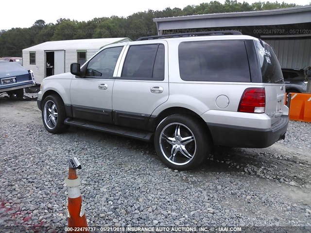 1FMPU15595LA46151 - 2005 FORD EXPEDITION XLT SILVER photo 3