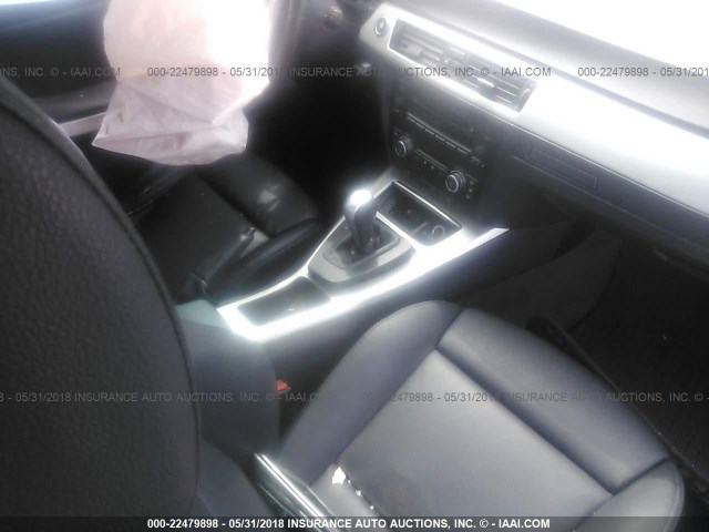 WBAVC73577KP33462 - 2007 BMW 328 XI SULEV SILVER photo 5