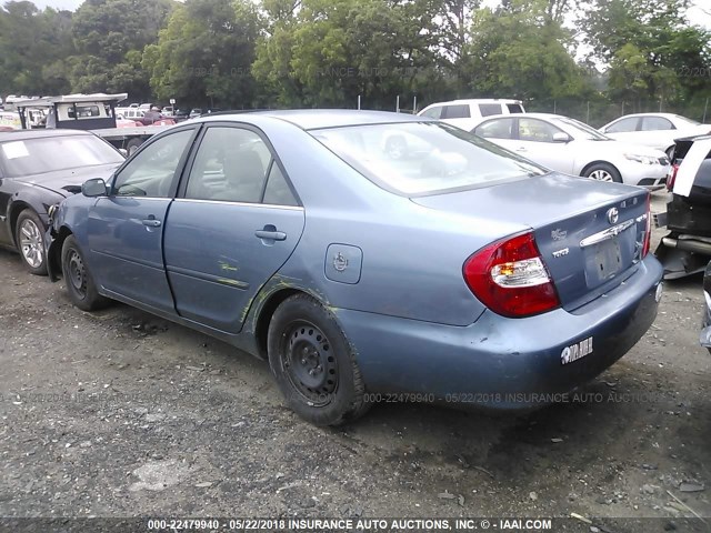 JTDBE32K930150929 - 2003 TOYOTA CAMRY LE/XLE BLUE photo 3