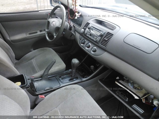 JTDBE32K930150929 - 2003 TOYOTA CAMRY LE/XLE BLUE photo 5