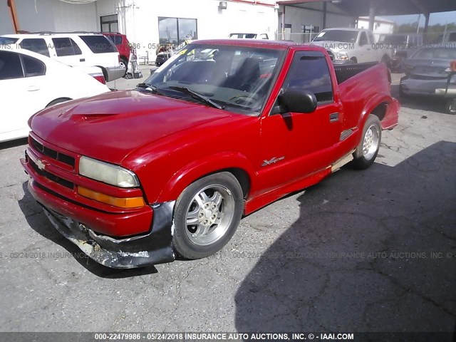 1GCCS14W1Y8127624 - 2000 CHEVROLET S TRUCK S10 RED photo 2