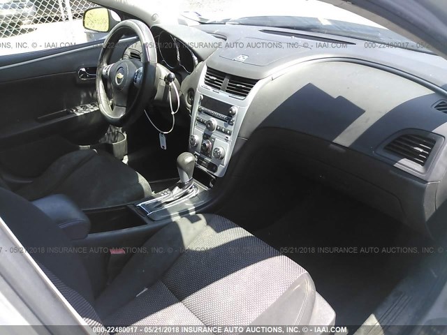 1G1ZC5EU4CF134463 - 2012 CHEVROLET MALIBU 1LT SILVER photo 5