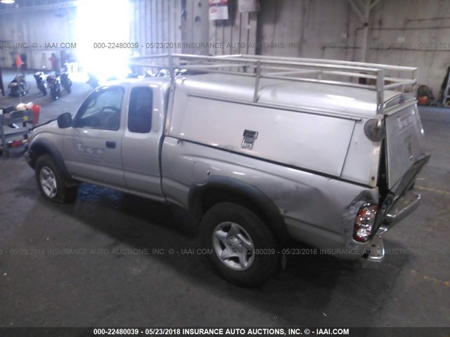 5TEWN72N04Z391010 - 2004 TOYOTA TACOMA XTRACAB SILVER photo 3