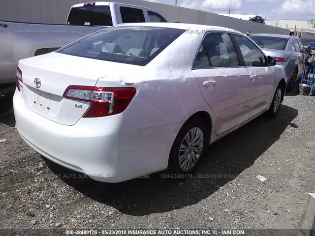 4T4BF1FK9ER378695 - 2014 TOYOTA CAMRY L/SE/LE/XLE 白色 照片 4