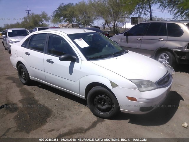 1FAFP34N67W347455 - 2007 FORD FOCUS ZX4/S/SE/SES WHITE photo 1