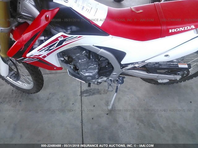 MLHMD3812F5203016 - 2015 HONDA CRF250 L WHITE photo 9