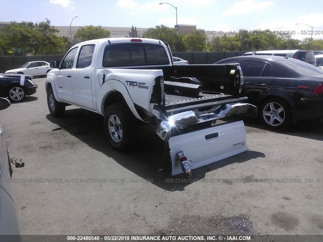 5TFJU4GN5FX074676 - 2015 TOYOTA TACOMA DOUBLE CAB PRERUNNER WHITE photo 3