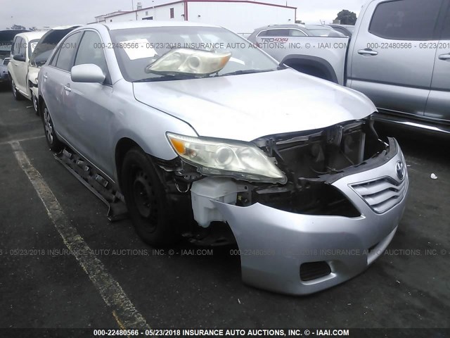4T4BF3EK9AR006703 - 2010 TOYOTA CAMRY SE/LE/XLE SILVER photo 1