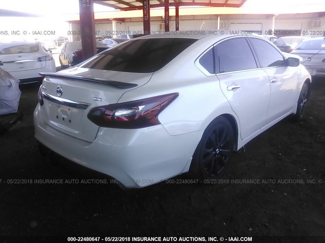 1N4AL3AP4HC477166 - 2017 NISSAN ALTIMA 2.5/S/SV/SL/SR WHITE photo 4