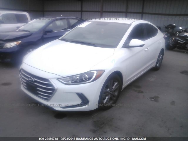 5NPD84LF5HH047539 - 2017 HYUNDAI ELANTRA SE/VALUE/LIMITED WHITE photo 2