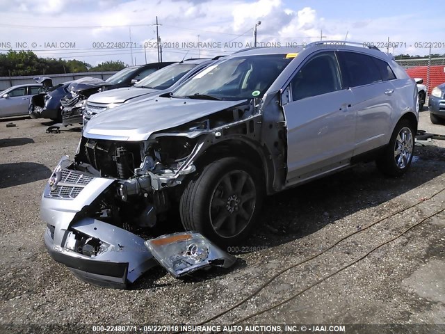 3GYFNBEY1AS582068 - 2010 CADILLAC SRX PERFORMANCE COLLECTION SILVER photo 2